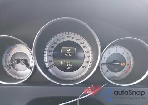 2014 Mercedes-Benz C 250 Luxury/Sport из США, поврежденный, VIN WDDGF4HB0EA964437